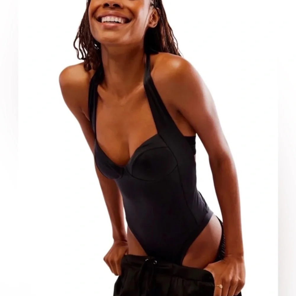 Free People We Are HAH NWT Women’s Black Fair Resort One Pieces Swimsuit Size‎ S